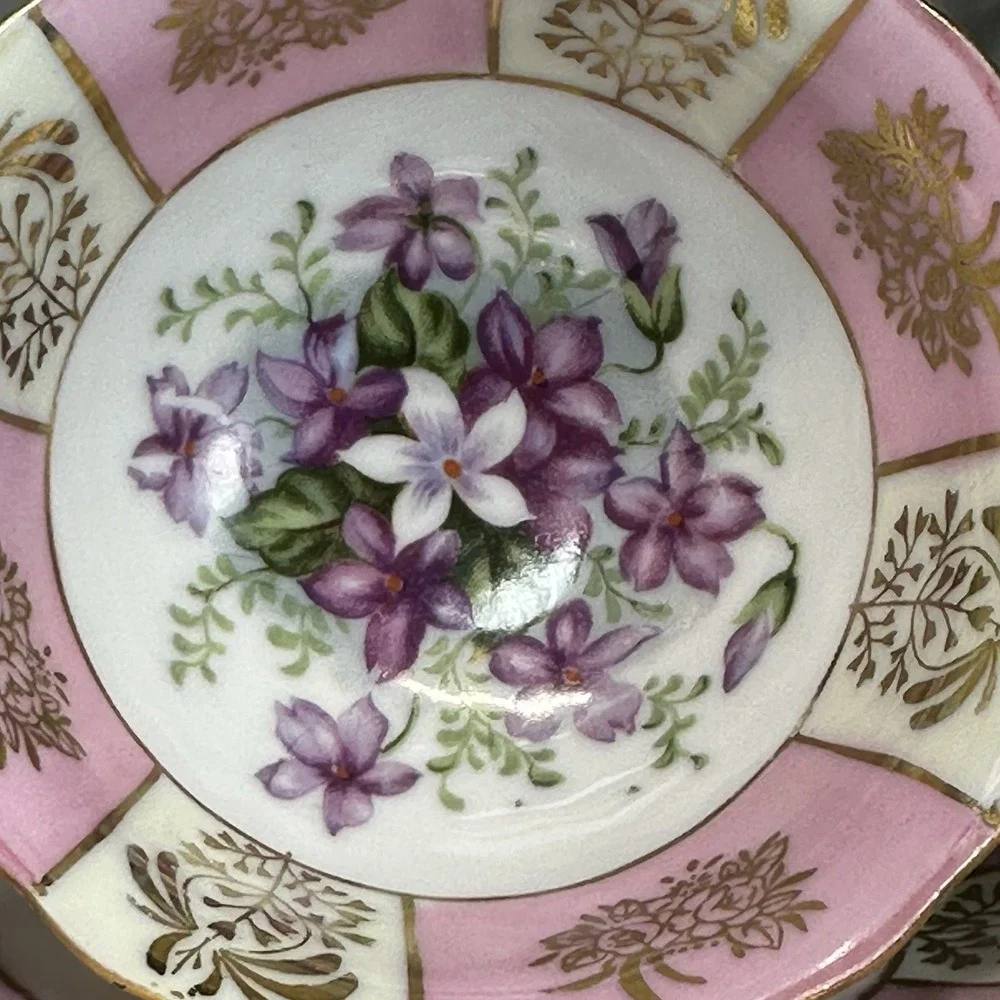 Wide Purple Violets Teacup Saucer Pink Cottagecore Mori Machi Japan Fluted Swirl